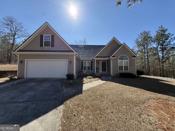872 Jasmaine Way, Lizella, GA 31052