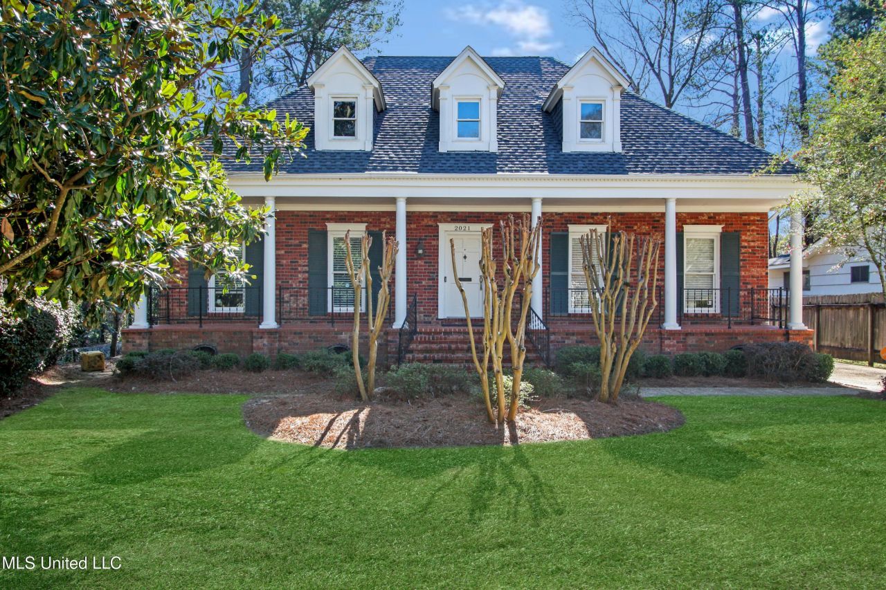 2021 Cherokee Drive, Jackson, MS 39211 Main Photo