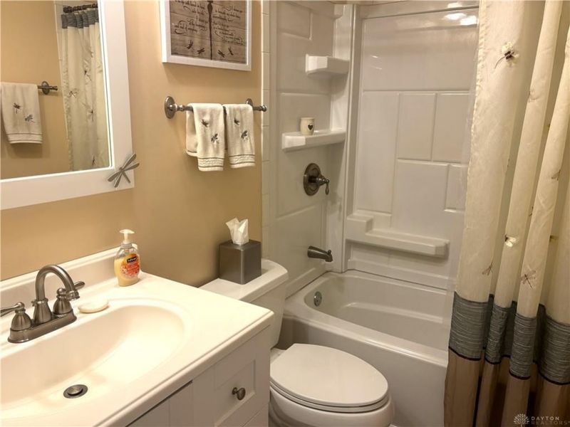 4614 W Wenger Road, Clayton, OH 45315 Photo 27