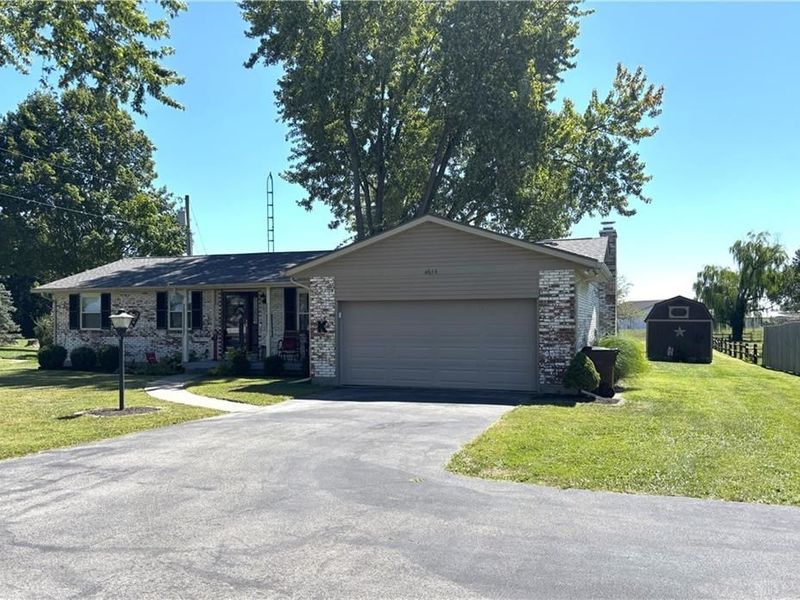 4614 W Wenger Road, Clayton, OH 45315 Photo 3