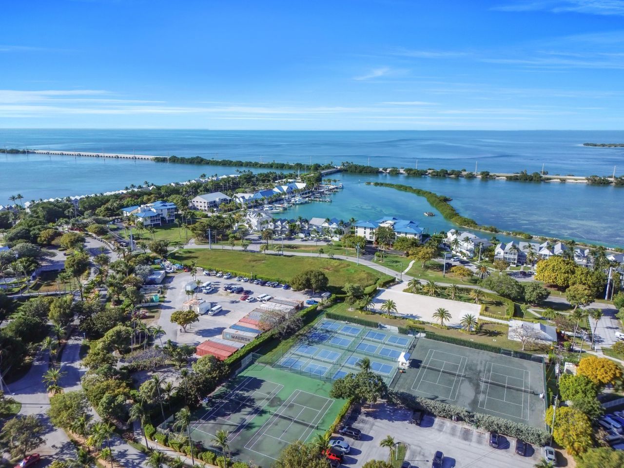 7026 Harbor Village Drive, Duck, FL 33050 Photo