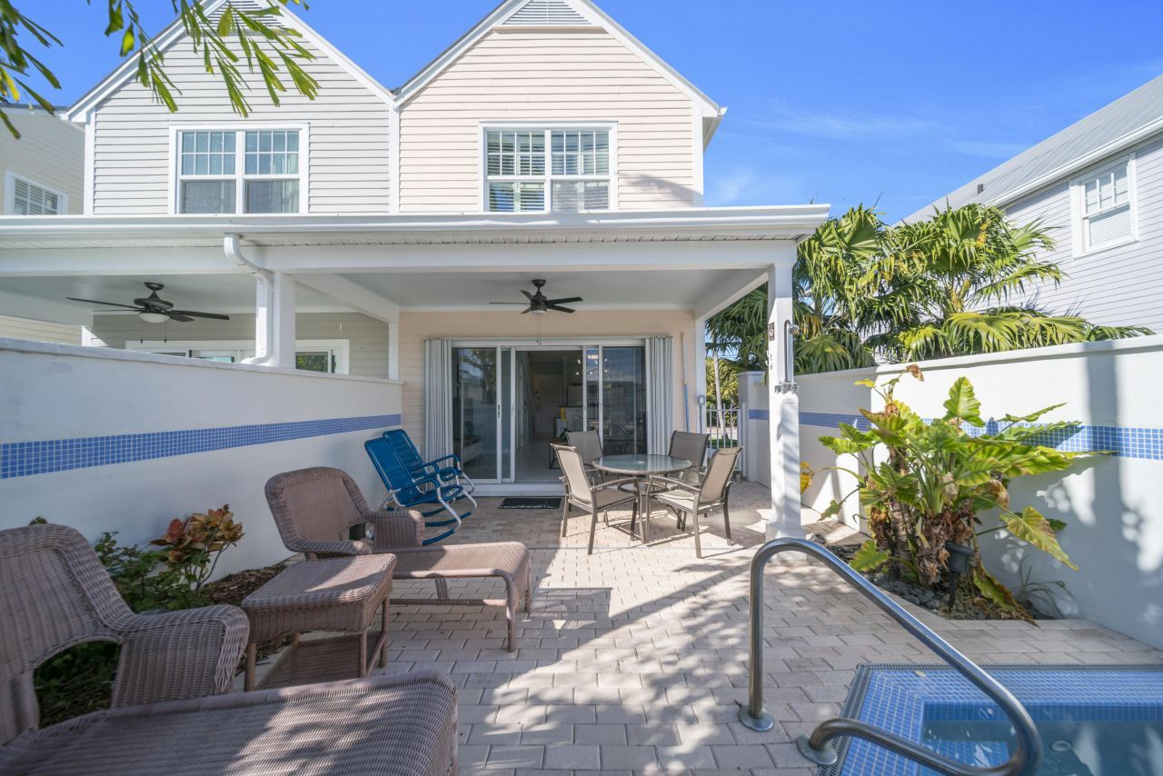 7026 Harbor Village Drive, Duck, FL 33050 Photo