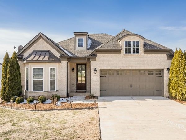 2713 Nottingham Dr, Columbia, TN 38401