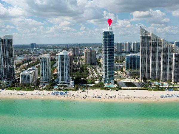 17475 Collins Ave , Unit 304, Sunny Isles Beach, FL 33160