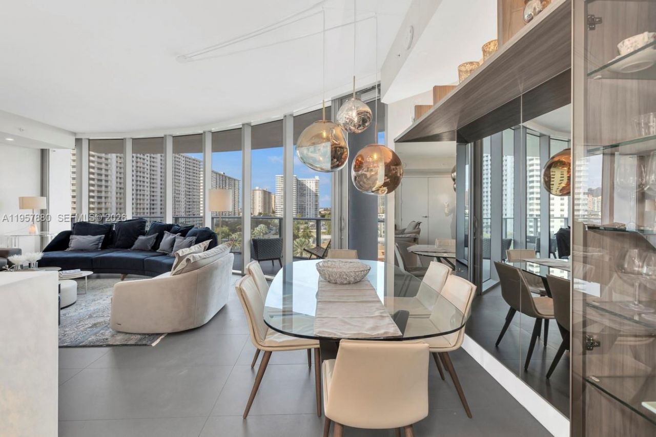 17475 Collins Ave, Unit 304, Sunny Isles Beach, FL 33160 Photo