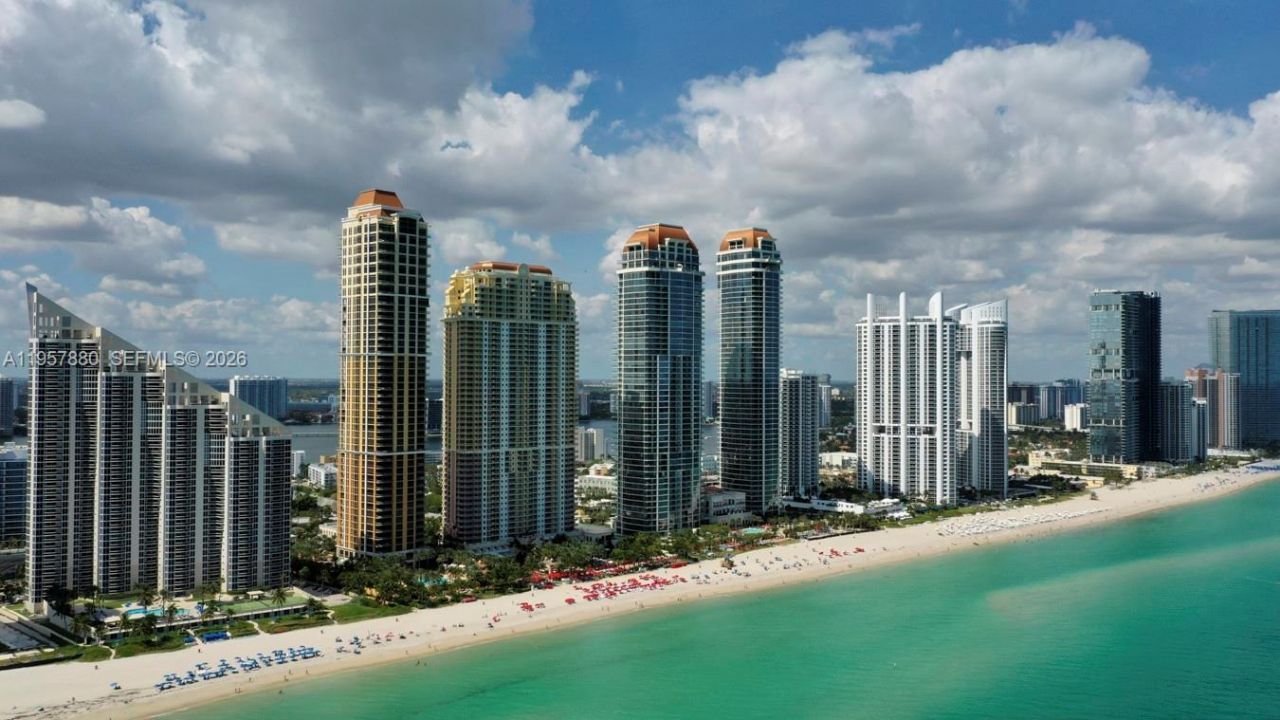 17475 Collins Ave, Unit 304, Sunny Isles Beach, FL 33160 Photo