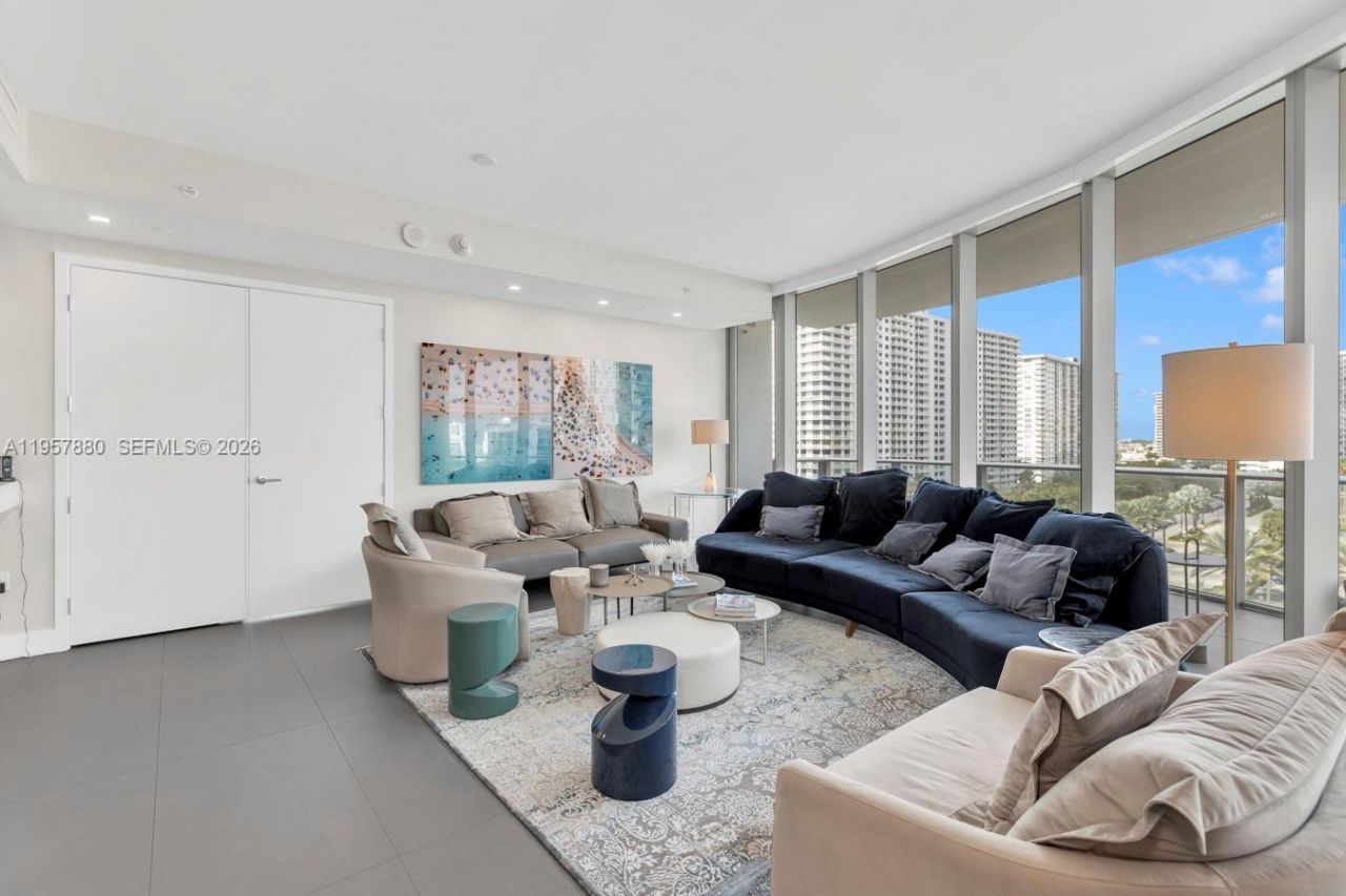 17475 Collins Ave, Unit 304, Sunny Isles Beach, FL 33160 Photo