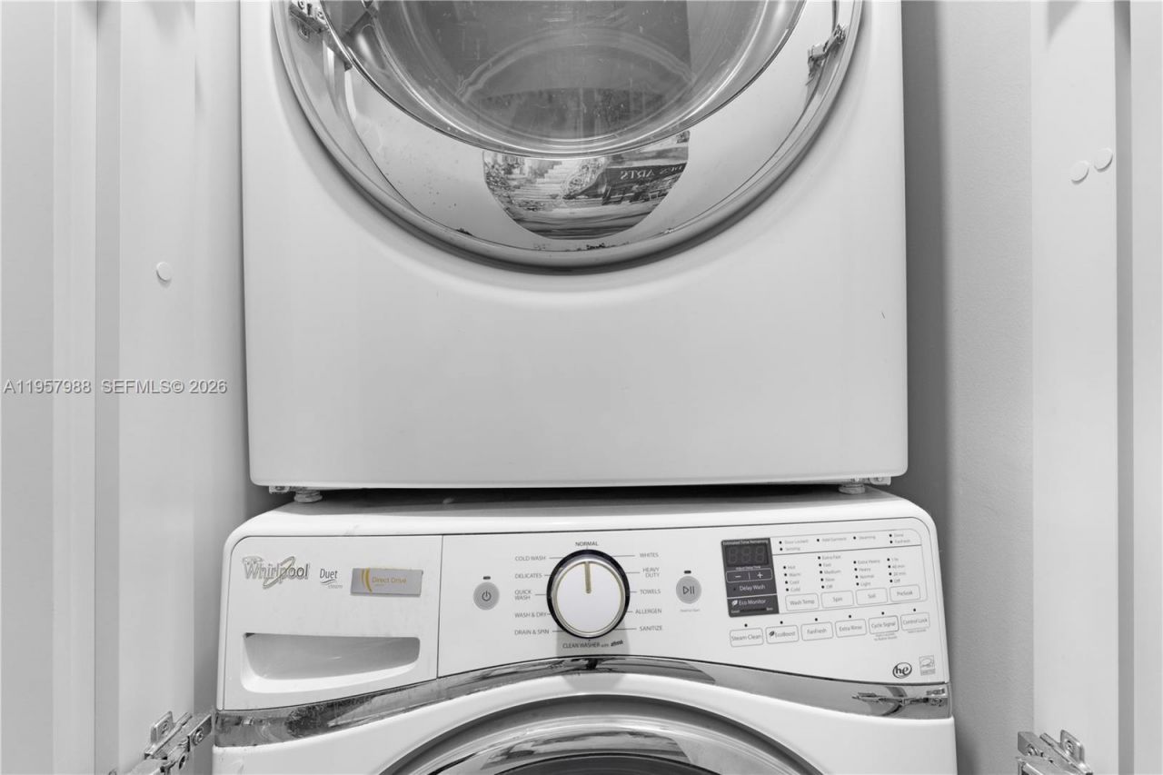 2950 NE 188th St, Unit 122, Aventura, FL 33180 Photo