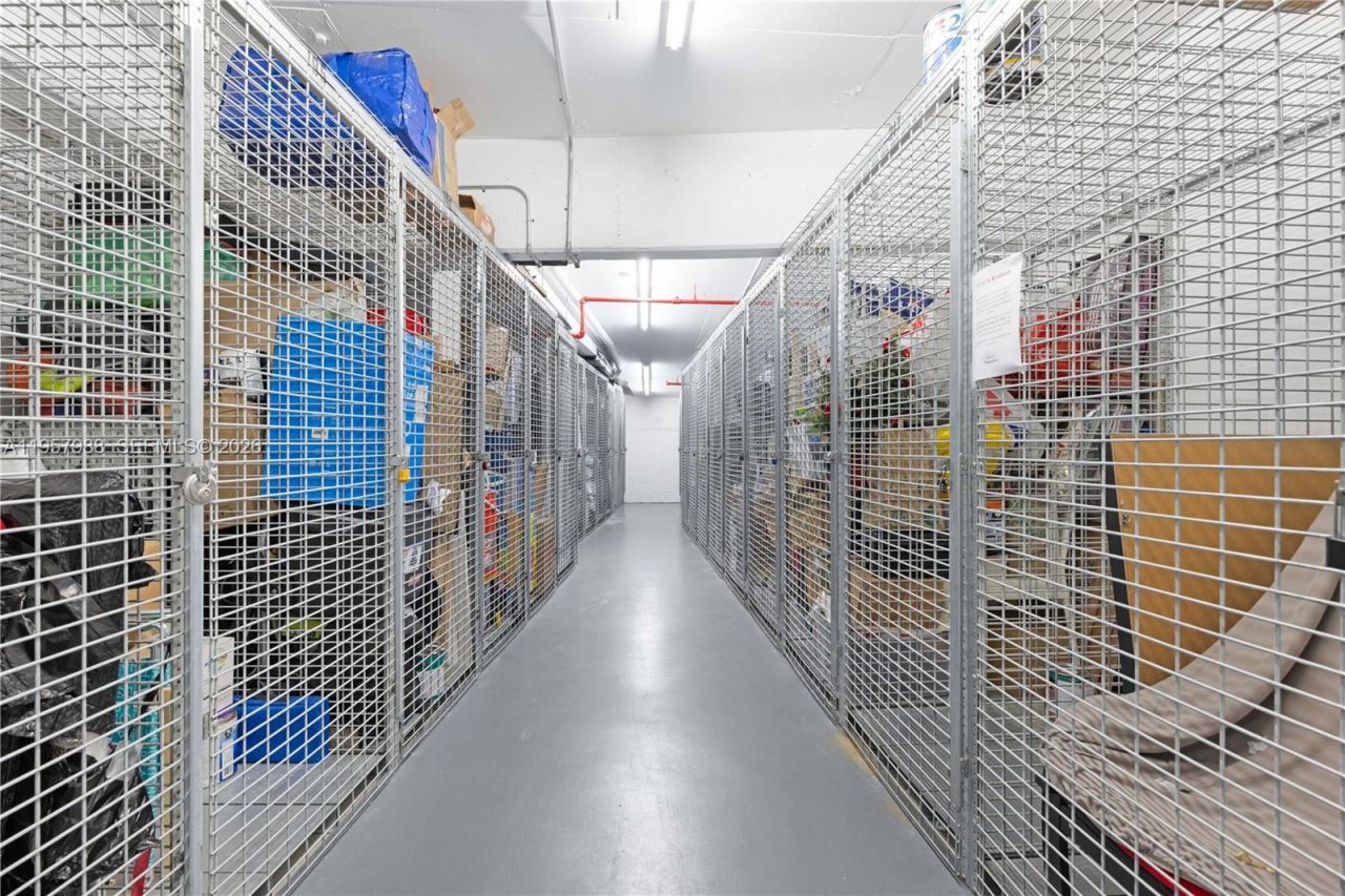 2950 NE 188th St, Unit 122, Aventura, FL 33180 Photo