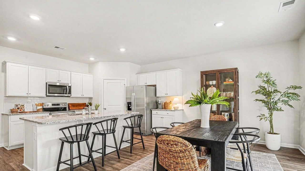 5046 Yellowstone Dr. Photo 6