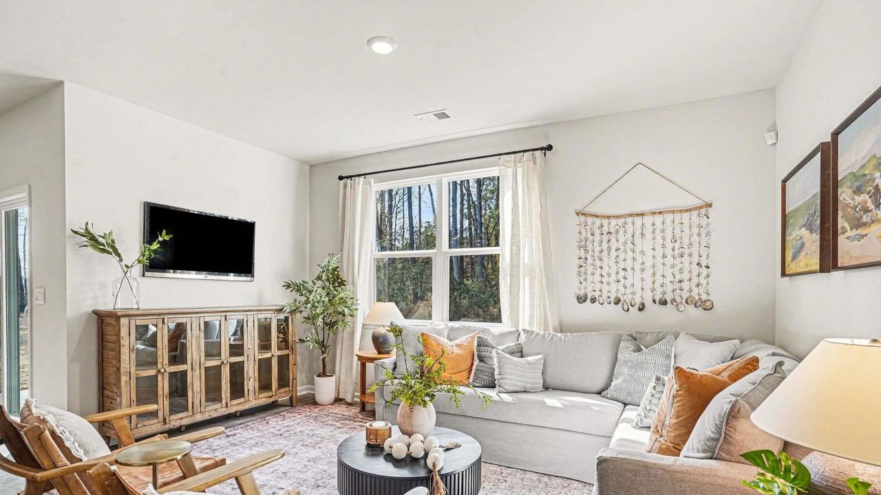 5046 Yellowstone Dr. Photo 8