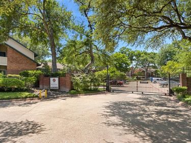 8601 Park Lane, Unit 221, Dallas, TX 75231