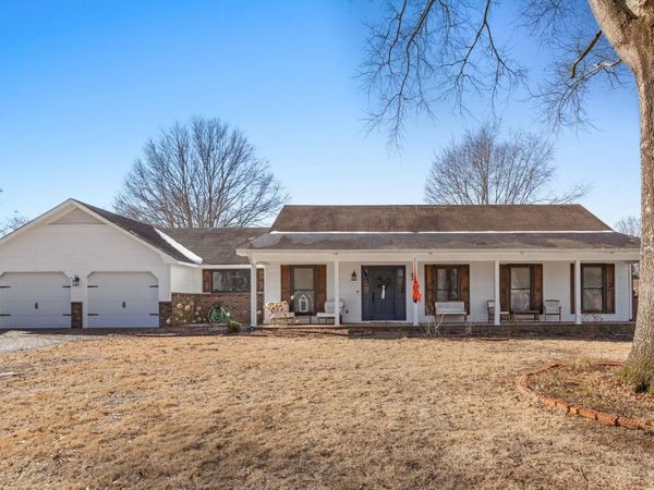 145 Oak Hill Dr, Florence, AL