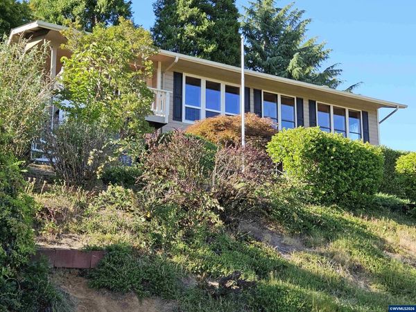 3125 Southwood Dr, Philomath, OR 97370