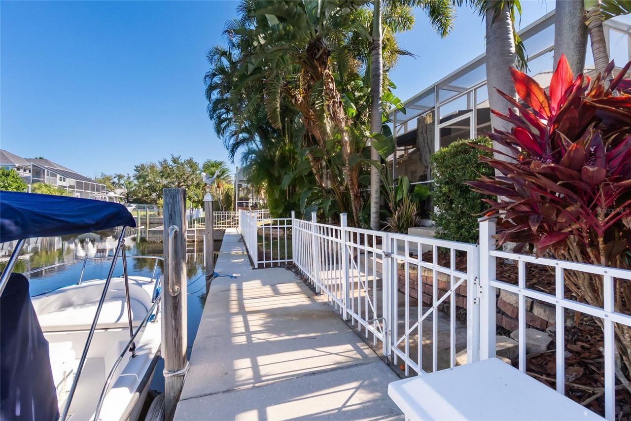 4743 Spinnaker Drive, Bradenton, FL 34208 Photo