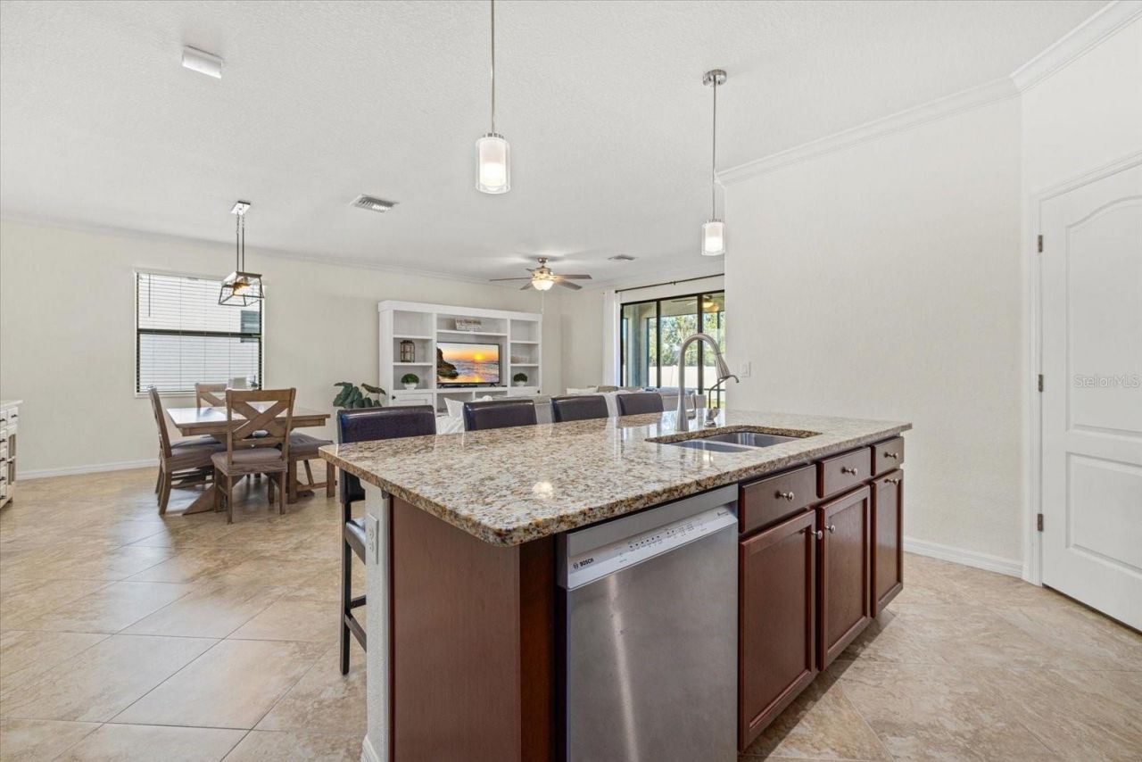 707 Fire Bush Court, Bradenton, FL 34212 Photo