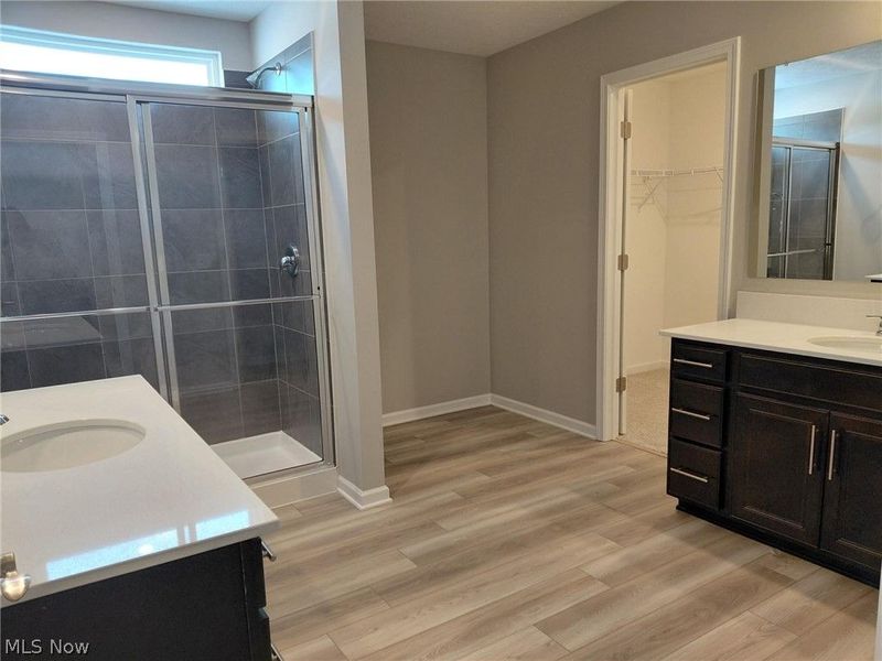 3777 Golden Wood Way, Green, OH 44685 Photo 9