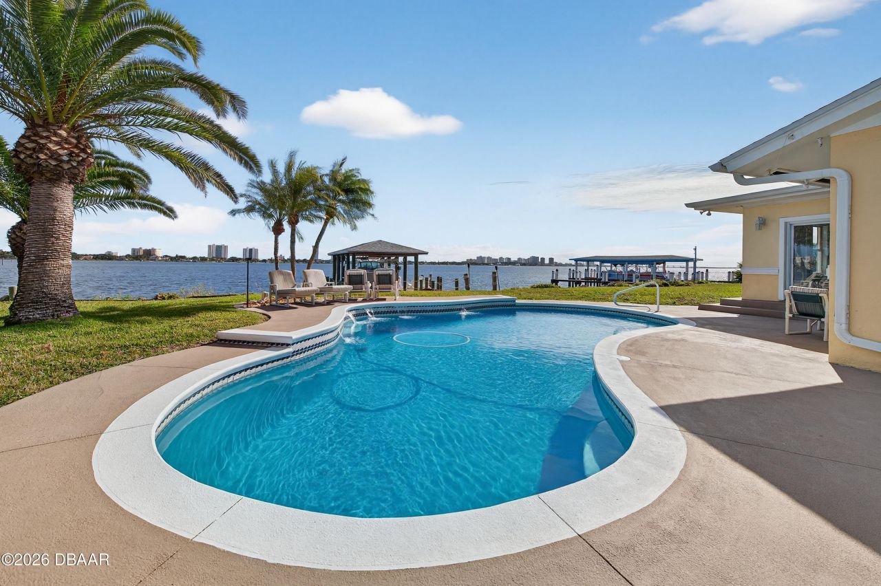 130 Reef Road, South Daytona, FL 32119 Photo