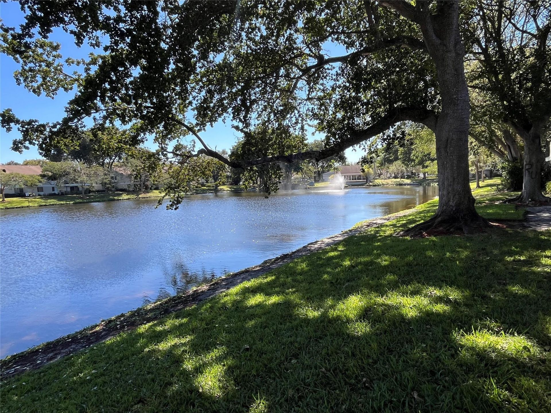 407 Gardens Drive, Unit 203, Pompano Beach, FL 33069 Photo