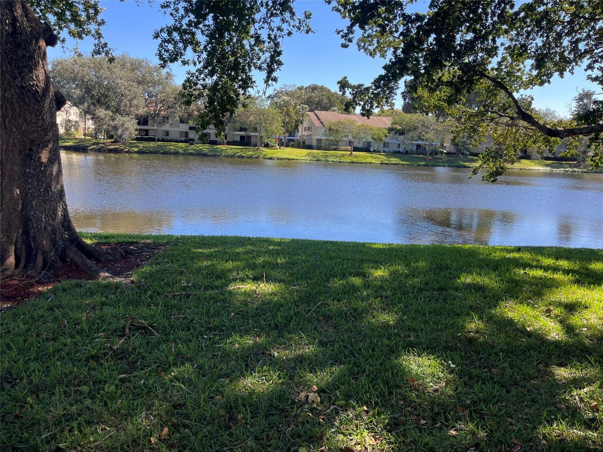 407 Gardens Drive, Unit 203, Pompano Beach, FL 33069 Photo