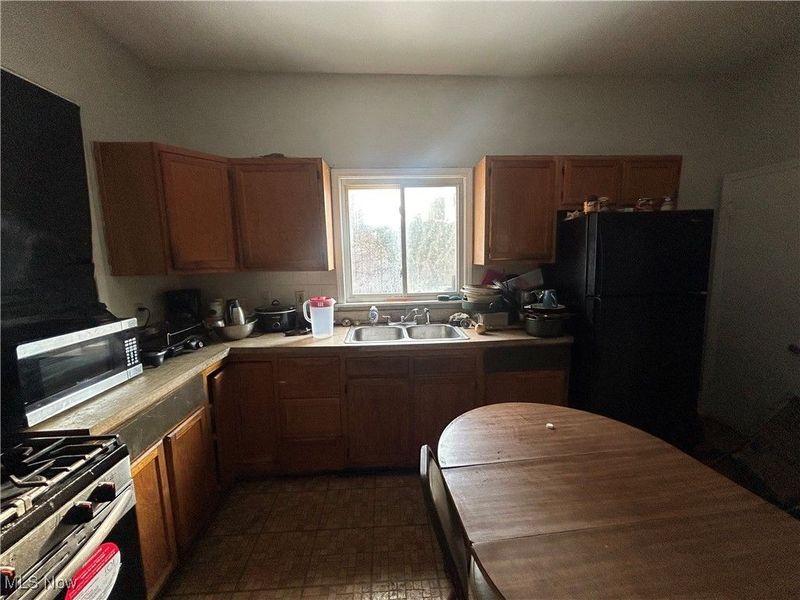 1775 Wheeler Avenue, Cleveland, OH 44112 Photo 8