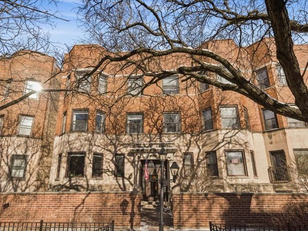 1024 W BYRON Street, Unit G, Chicago, IL 60613