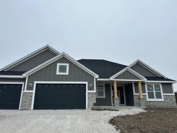 N59W25898 Amberwood COURT, Lisbon, WI 53089