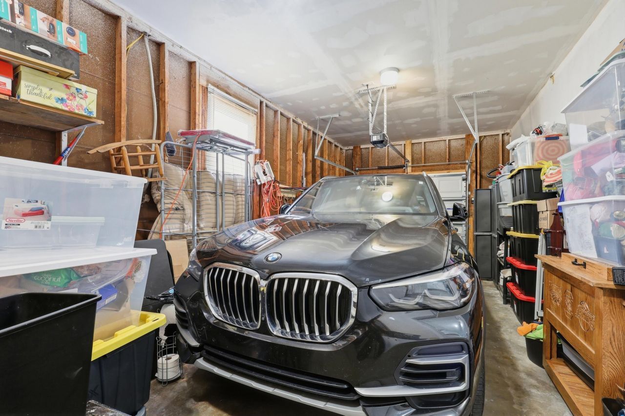 102 Wiley Street Photo 24