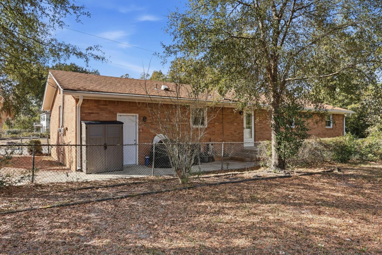 102 Wiley Street Photo 25