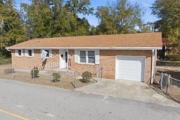 102 Wiley Street photo 4