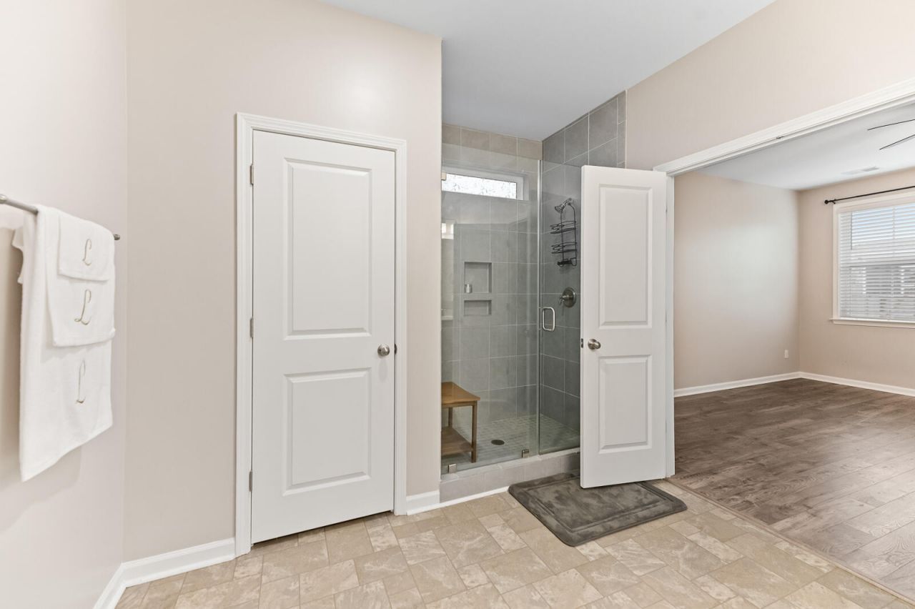 677 Black Pine Road Photo 15