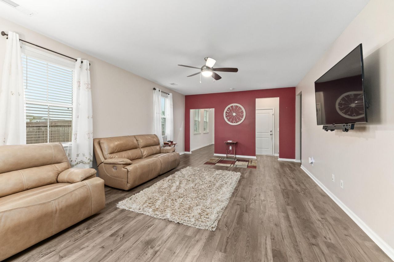 677 Black Pine Road Photo 19