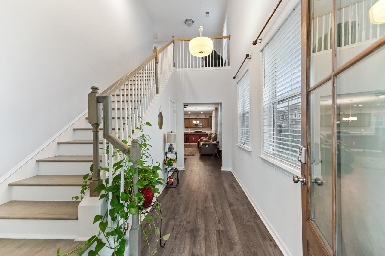 677 Black Pine Road Photo 5