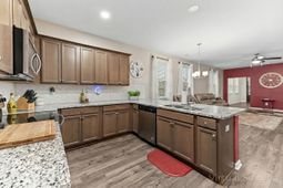 677 Black Pine Road photo 4