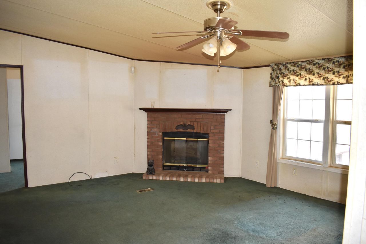 1646 Wells Road Photo 16