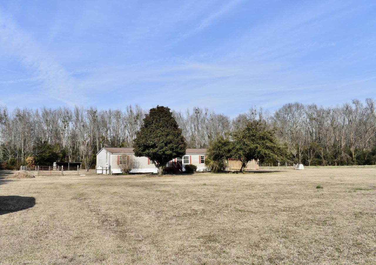 1646 Wells Road Photo 2