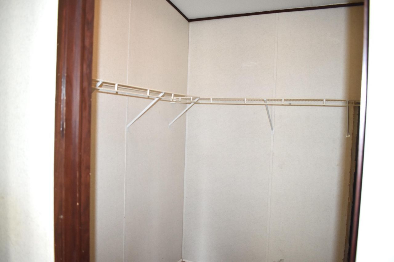 1646 Wells Road Photo 23