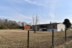 1646 Wells Road photo 4