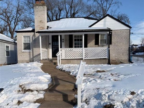 222 Henquin Drive, St Louis, MO 63135