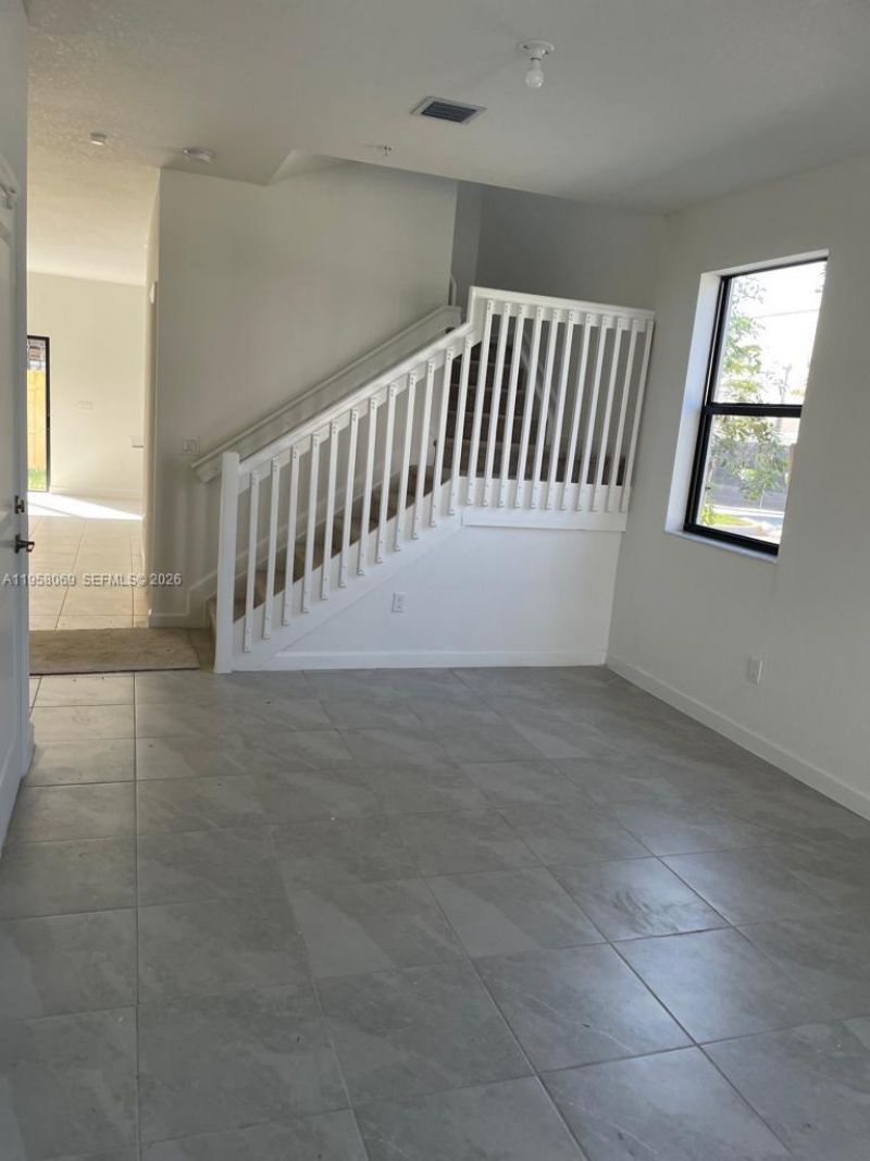 212 SW 159th Ter, Pembroke Pines, FL 33027 Photo