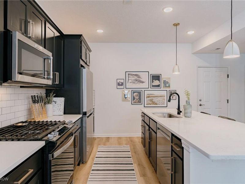 3580 Gerome Court, Cleveland, OH 44105 Photo 12