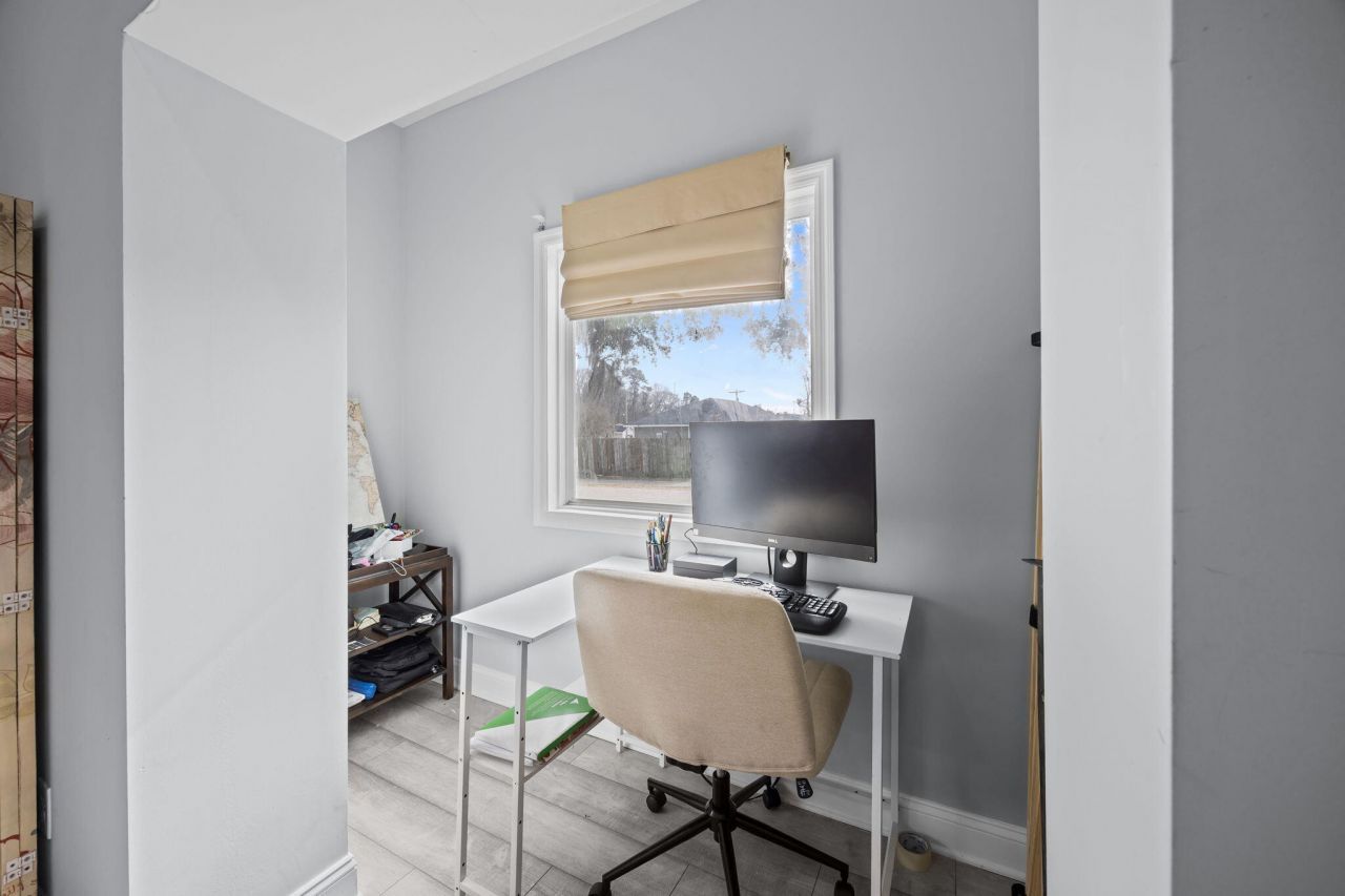 501 Wall Street Photo 26