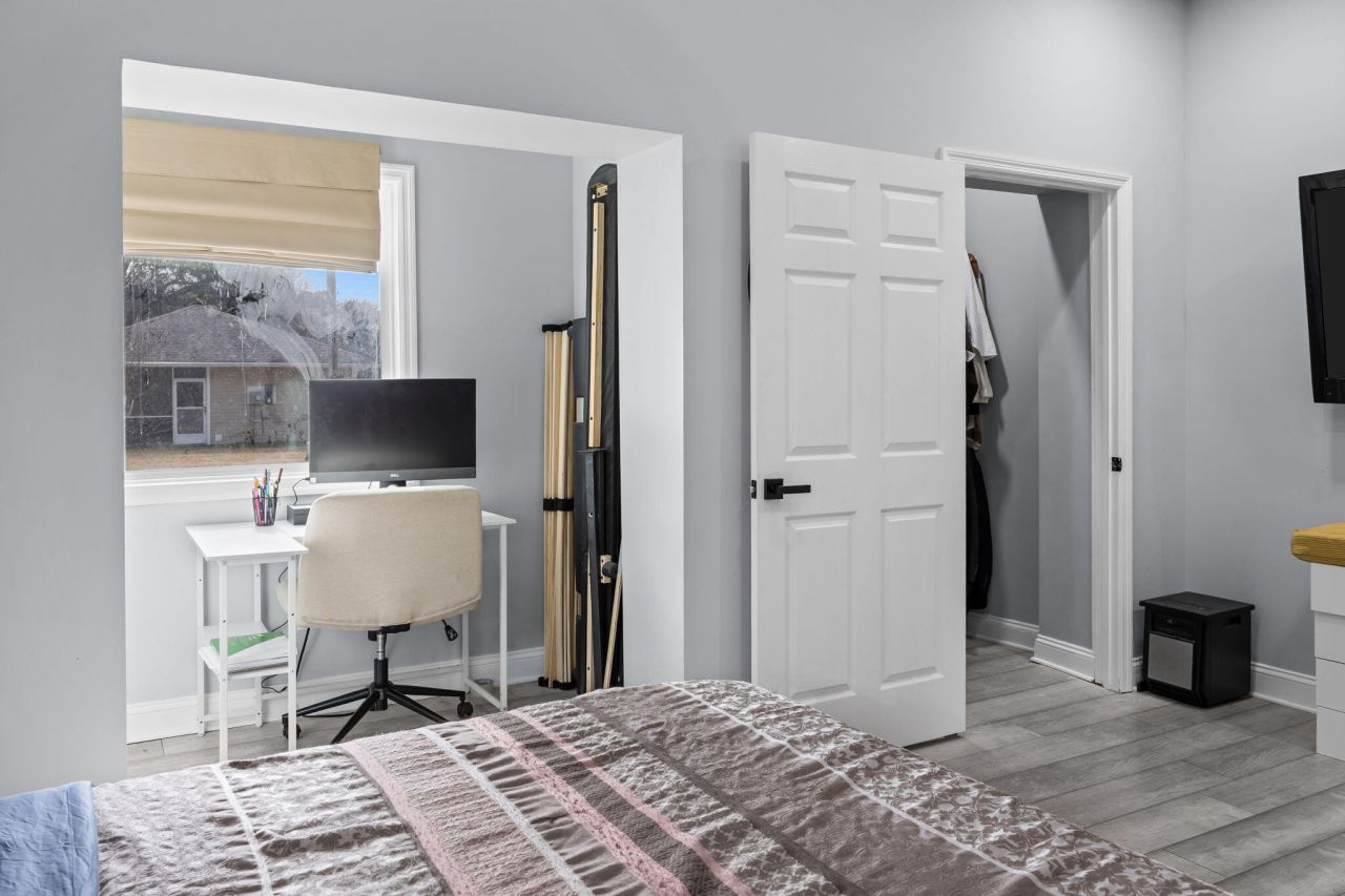 501 Wall Street Photo 30