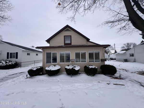 224 Sackett Street, Maumee, OH 43537