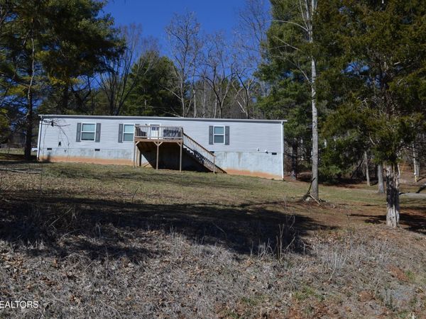 521 Academy St, Maynardville, TN 37807