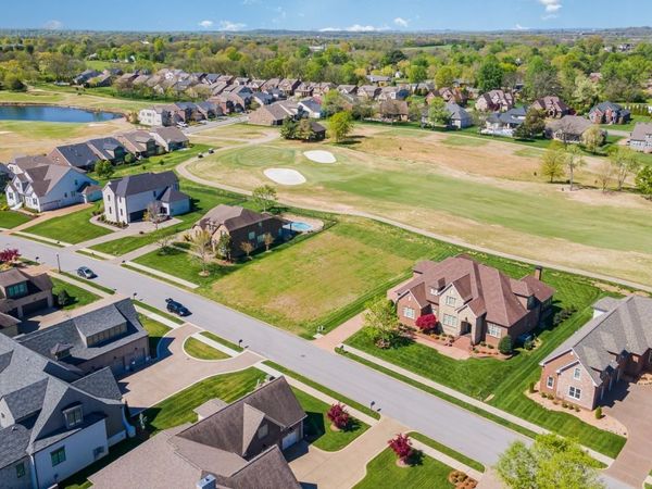 1646 Boardwalk Pl , Gallatin, TN 37066