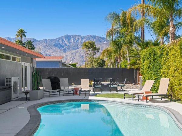 4318 E Mesquite Avenue, Palm Springs, CA 92264