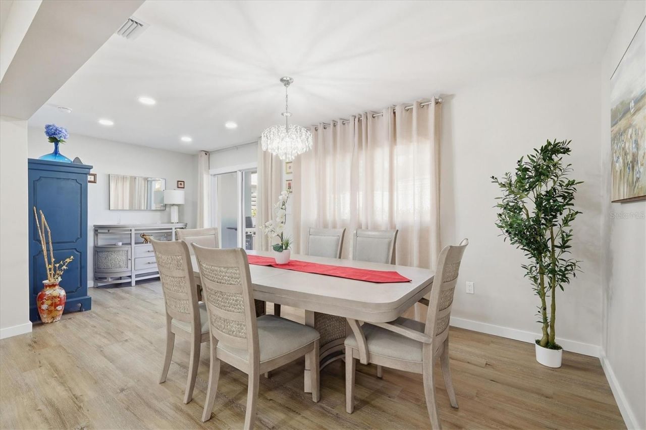 5247 Carmilfra Drive, Sarasota, FL 34231 Photo