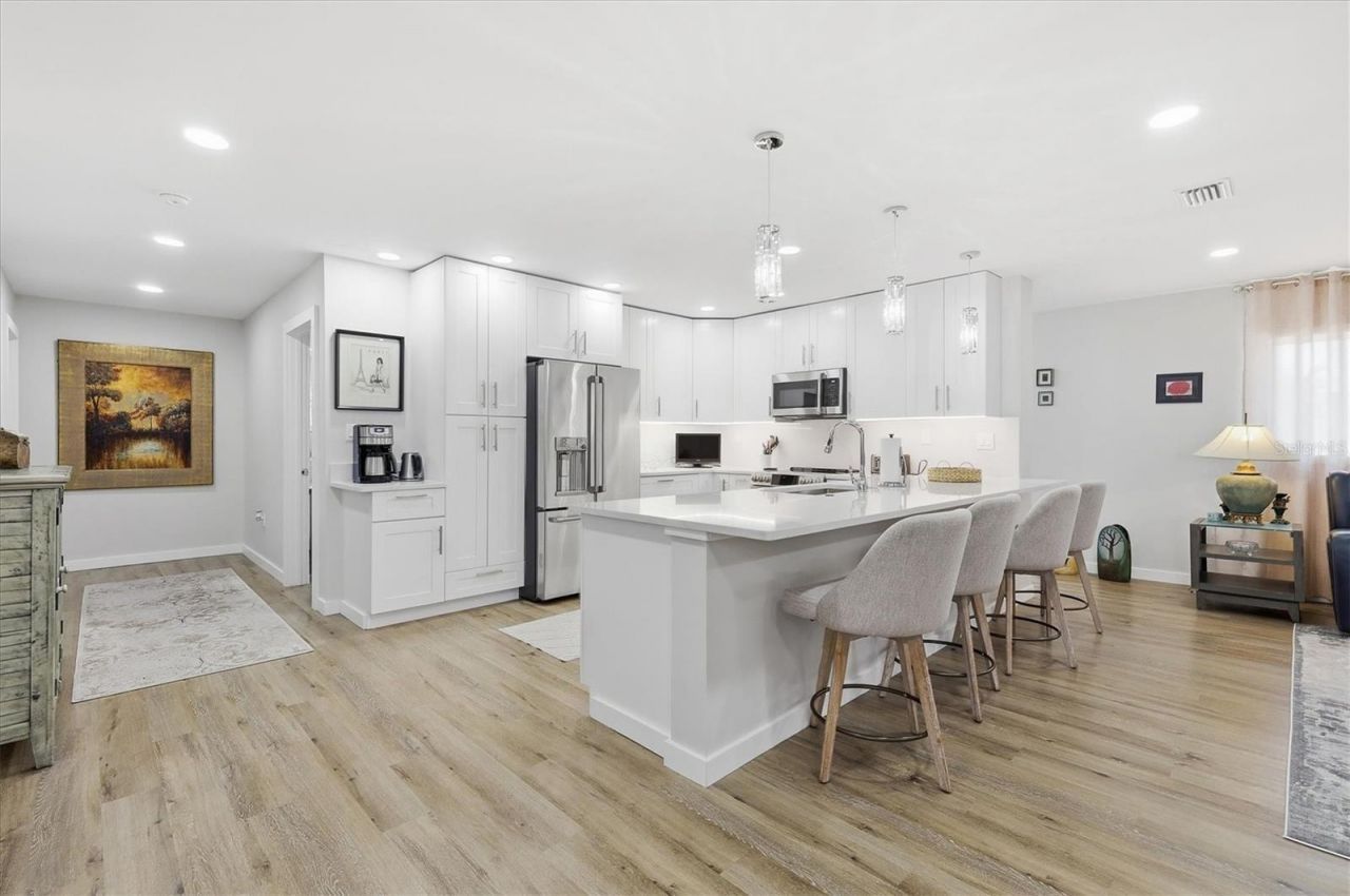 5247 Carmilfra Drive, Sarasota, FL 34231 Photo