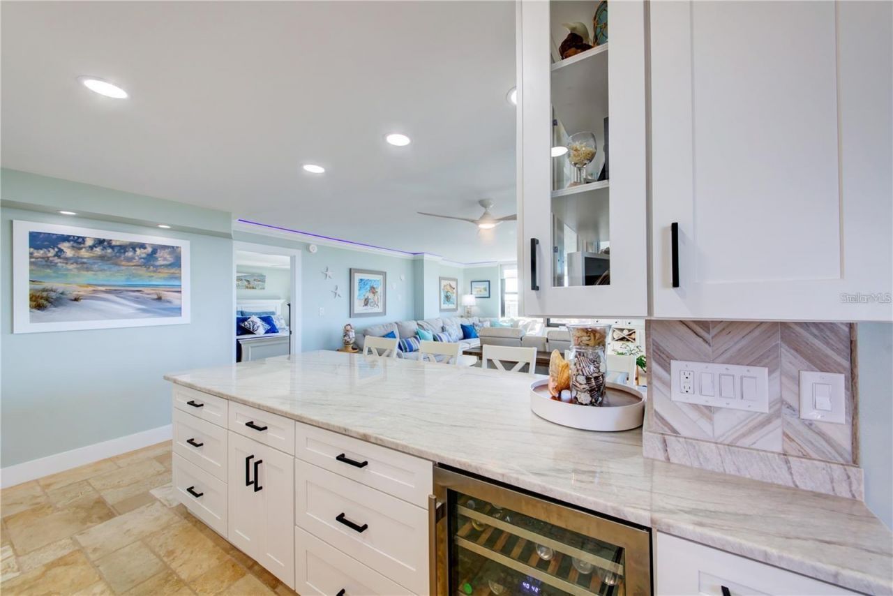 6415 Midnight Pass Road, Unit 904, Sarasota, FL 34242 Photo